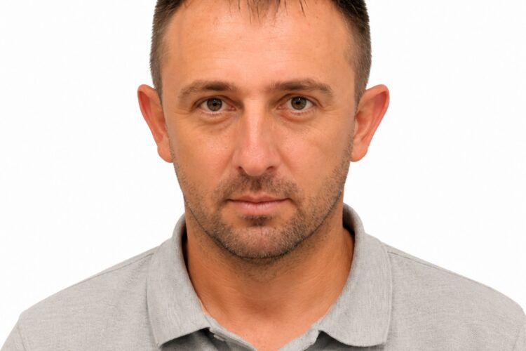 Saša Holik